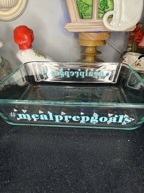 Pyrex rectangle dish